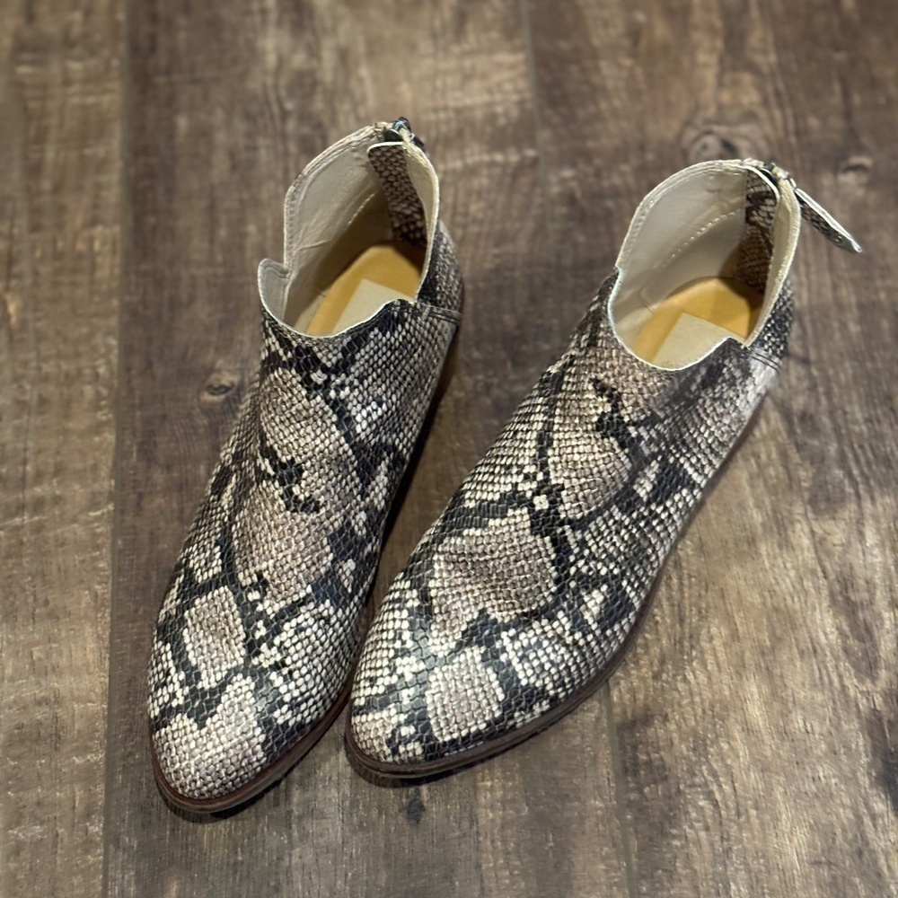 Dolce Vita Karsen Snakeskin Python Bootie Ankle Boots Women's Size 8 - Picture 11 of 13